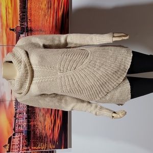 Beretti made in Italy women’s wool blend Tan sweater pullover size m NEW